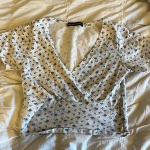 Brandy Melville crop top floral